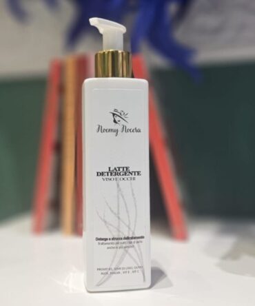 ✨ DETERGENTE VISO PROFESSIONALE By Noemy Nocera– IL PRIMO GESTO CHE FA LA DIFFERENZA